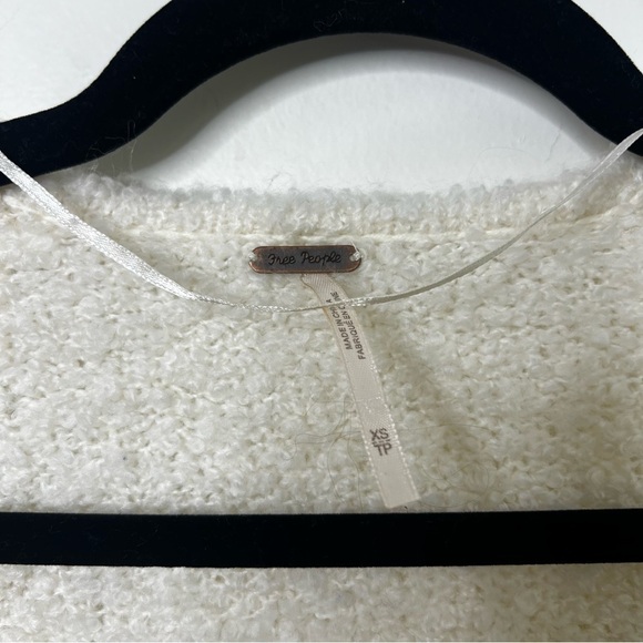 FREE PEOPLE Lofty V-neck Alpaca blend Pullover Sweater - Picture 6 of 8